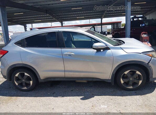 3CZRU5H72JM708253 2018 HONDA HR-V Silver უკანა სალონის ხედი