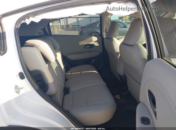 3CZRU5H72NM718786 2022 HONDA HR-V White VIN կոդի պիտակի տեսք