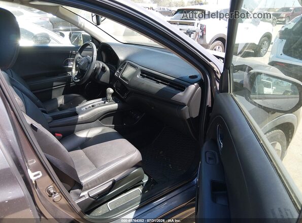 3CZRU5H76HM704782 2017 HONDA HR-V Gray Widok wnętrza z przodu