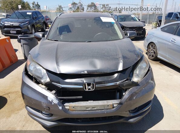 3CZRU5H76HM704782 2017 HONDA HR-V Gray Widok zestawu wskaźników