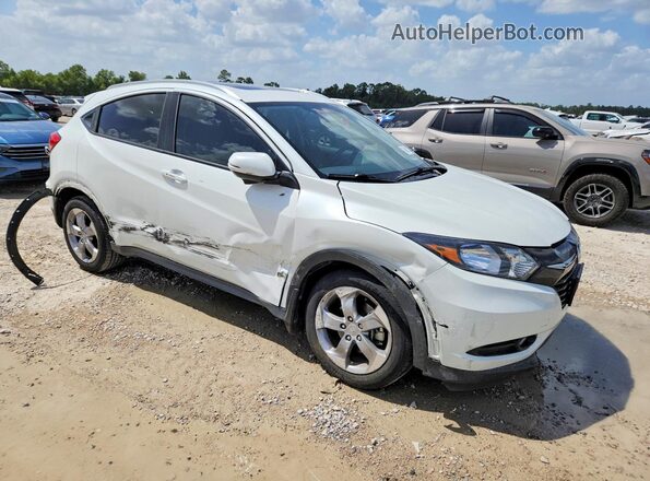 3CZRU5H76HM715538 2017 HONDA HR-V White Передня права чверть