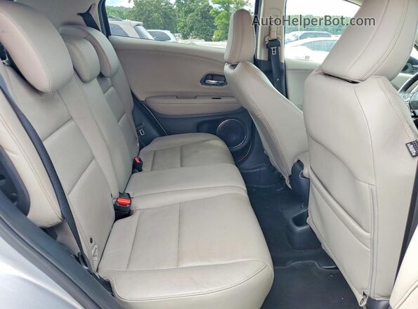 3CZRU5H76LM717833 2020 HONDA HR-V Gray Rear seats view