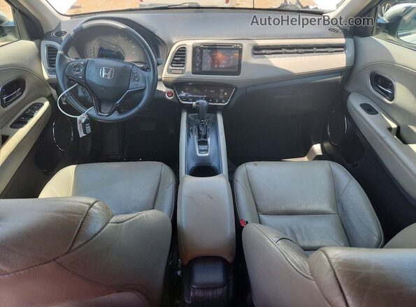 3CZRU5H77HM709974 2017 HONDA HR-V White Առջևի վահանակի տեսք
