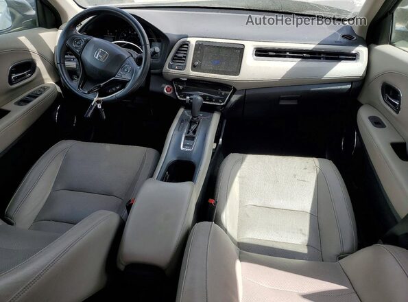 3CZRU5H77KM708380 2019 HONDA HR-V Gray Dashboard view