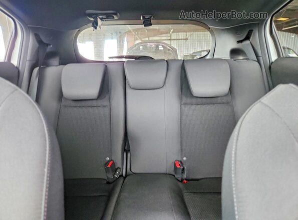 3CZRU6H18MM732238 2021 HONDA HR-V White Rear seats view