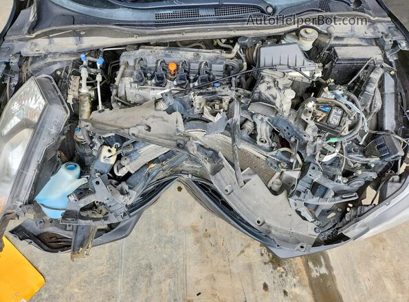 3CZRU6H30JG710083 2018 HONDA HR-V Black Rear interior view