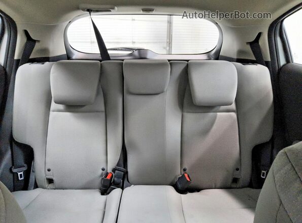 3CZRU6H30KG727712 2019 HONDA HR-V Silver Rear seats view