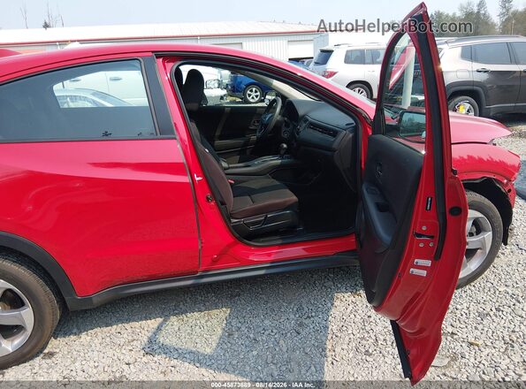 3CZRU6H34JG719689 2018 HONDA HR-V Красный Вид салона спереди