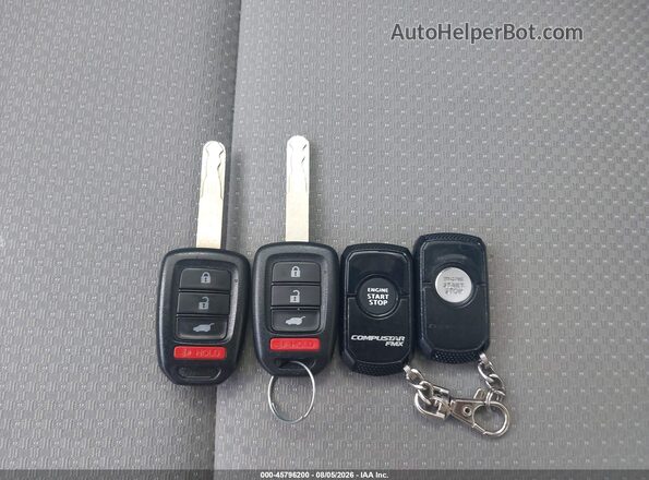 3CZRU6H34KG731052 2019 HONDA HR-V Silver Առջևի վահանակի տեսք