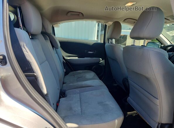 3CZRU6H36MM732949 2021 HONDA HR-V Silver Rear interior view