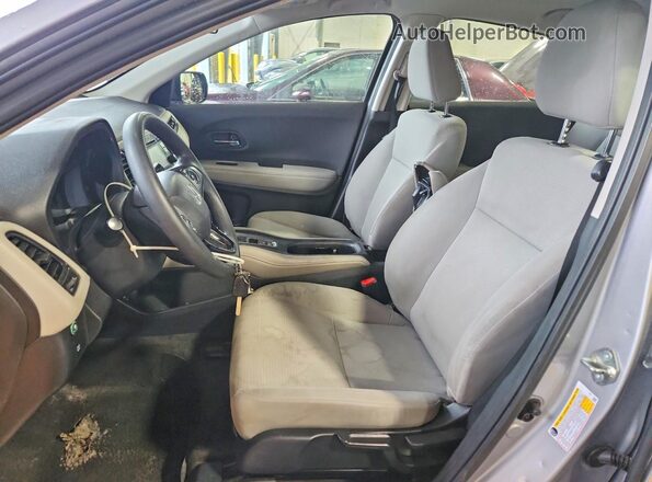 3CZRU6H36MM739786 2021 HONDA HR-V Silver Front interior view