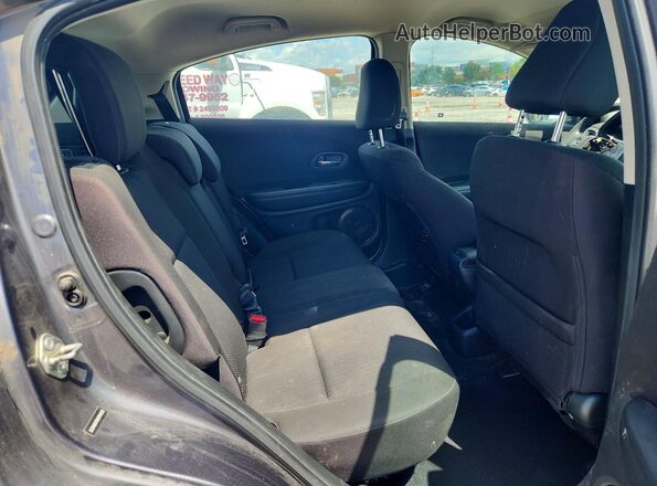 3CZRU6H37HG701522 2017 HONDA HR-V Gray Rear interior view