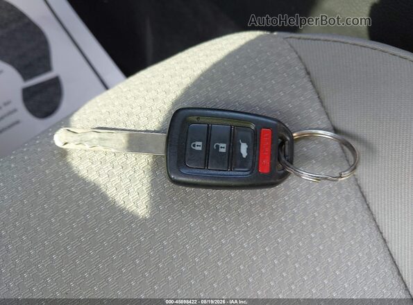 3CZRU6H37KM704963 2019 HONDA HR-V White Widok deski rozdzielczej