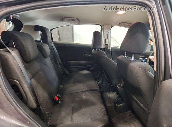 3CZRU6H38JM717350 2018 HONDA HR-V Gray Rear interior view