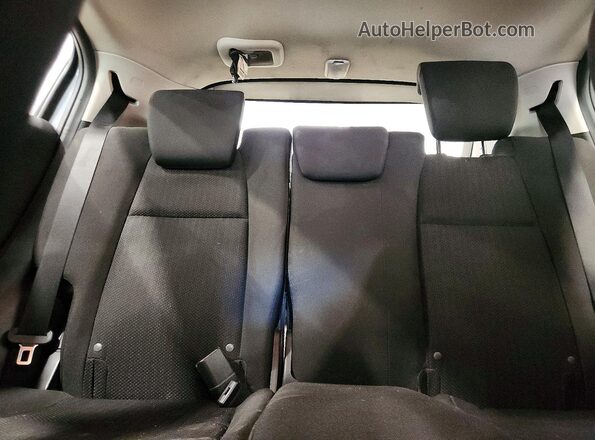3CZRU6H38JM717350 2018 HONDA HR-V Gray Rear seats view