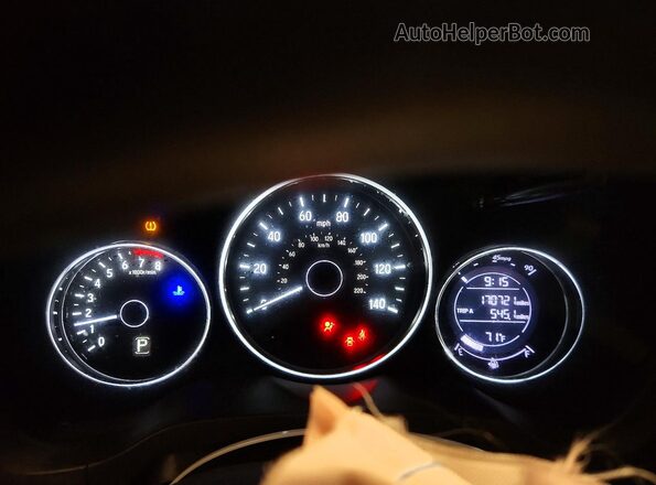 3CZRU6H38JM717350 2018 HONDA HR-V Gray Instrument cluster view