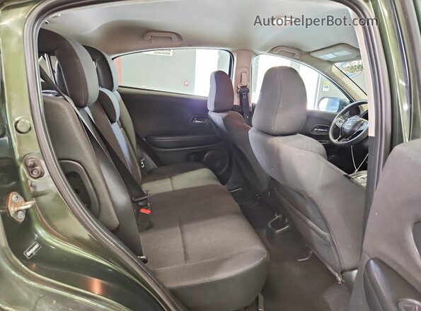 3CZRU6H38JM720913 2018 HONDA HR-V Green Widok wnętrza z tyłu