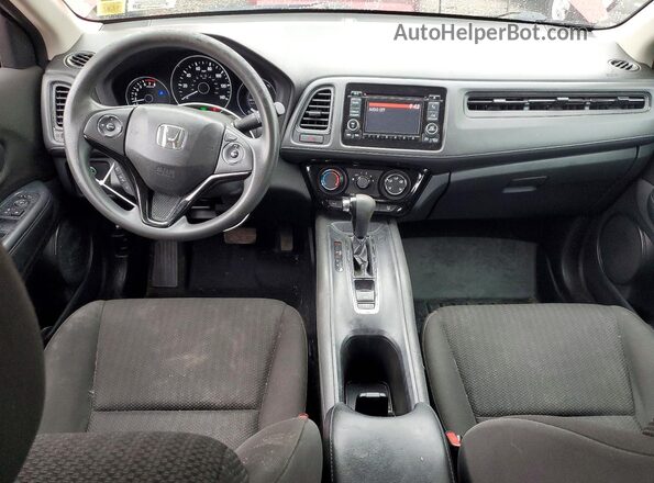 3CZRU6H3XJM706267 2018 HONDA HR-V Red Vista del salpicadero