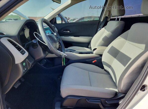 3CZRU6H3XMM737720 2021 HONDA HR-V White Սալոնի դիմացի տեսք