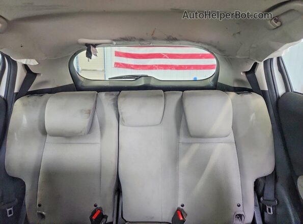 3CZRU6H51LM733863 2020 HONDA HR-V White Rear seats view