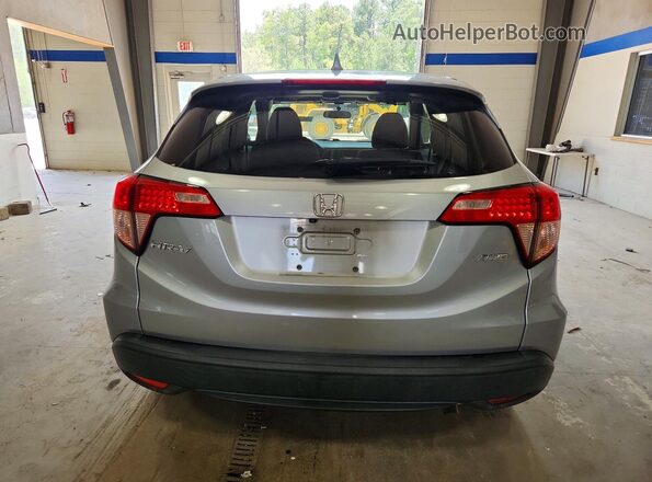 3CZRU6H53HM717686 2017 HONDA HR-V Silver Вид ззаду