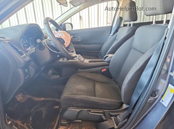 3CZRU6H55JG702899 2018 HONDA HR-V Серый Вид салона спереди