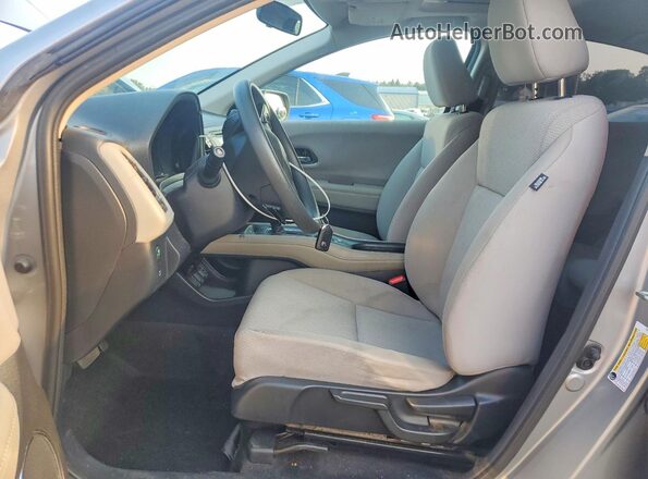3CZRU6H56JG729707 2018 HONDA HR-V Серебряный Вид салона спереди