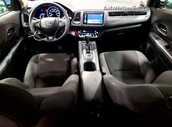 3CZRU6H57KM723305 2019 HONDA HR-V Серебряный Вид панели приборов