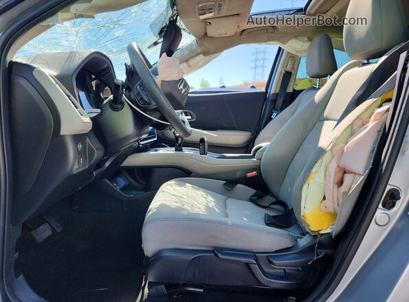 3CZRU6H57MM710511 2021 HONDA HR-V Silver Вид салону спереду