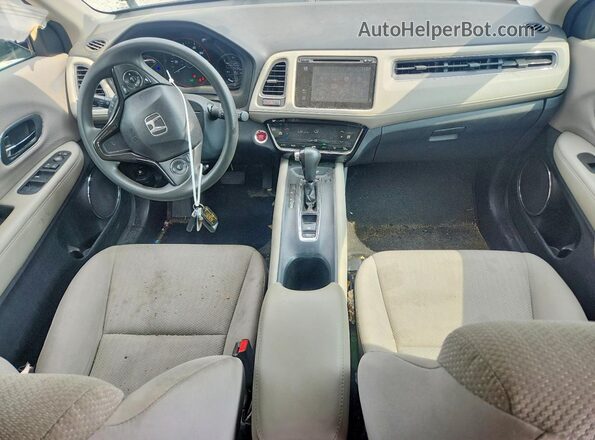 3CZRU6H5XHG705212 2017 HONDA HR-V Серебряный Вид панели приборов