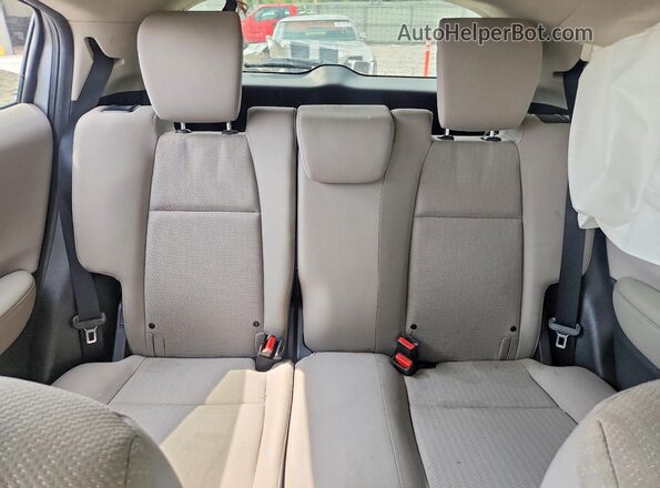 3CZRU6H5XHG705212 2017 HONDA HR-V Серебряный Вид задних сидений