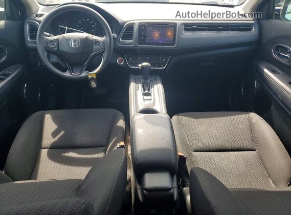 3CZRU6H5XJM712037 2018 HONDA HR-V Зеленый Вид панели приборов