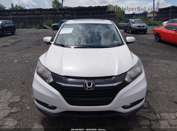 3CZRU6H5XJM725922 2018 HONDA HR-V White Instrument cluster view