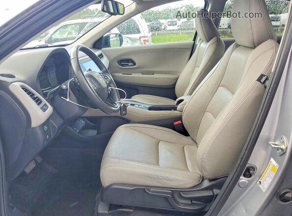 3CZRU6H72MM710188 2021 HONDA HR-V Silver Вид салону спереду