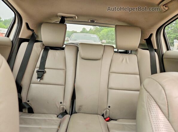 3CZRU6H76GM711901 2016 HONDA HR-V White Rear seats view