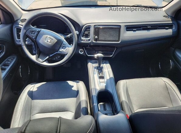 3CZRU6H77NM747593 2022 HONDA HR-V Silver Dashboard view