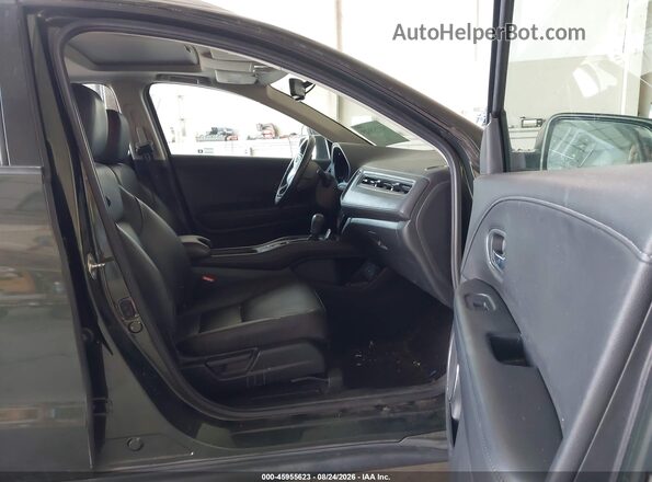 3CZRU6H78HM713473 2017 HONDA HR-V Green წინა სალონის ხედი