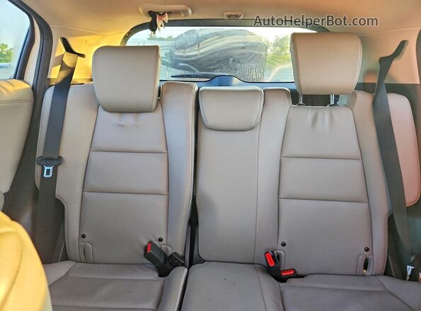 3CZRU6H79JM709454 2018 HONDA HR-V White Հետևի նստատեղերի տեսք