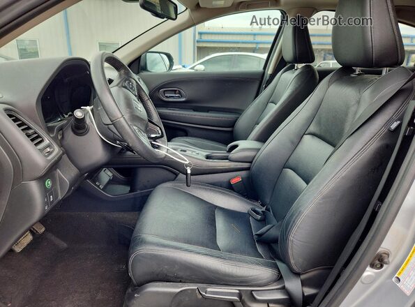 3CZRU6H79NM735235 2022 HONDA HR-V Silver Սալոնի դիմացի տեսք