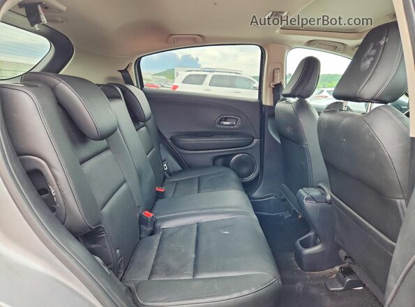 3CZRU6H79NM735235 2022 HONDA HR-V Silver Սալոնի հետևի տեսք
