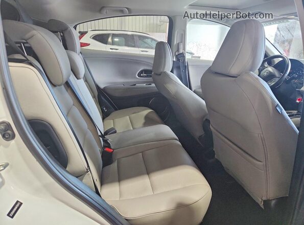 3CZRU6H96KM700472 2019 HONDA HR-V Белый Вид задней части салона