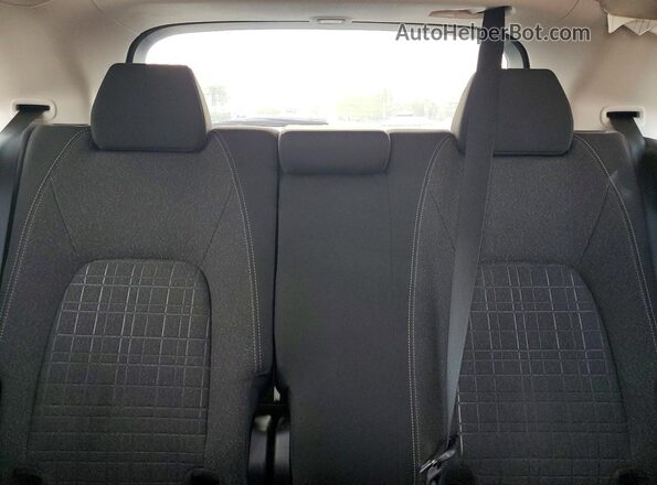 3CZRZ1H30RM715320 2024 HONDA HR-V White Հետևի նստատեղերի տեսք