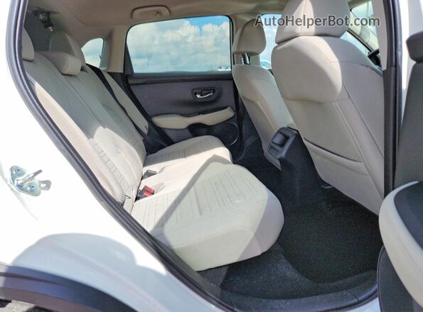 3CZRZ1H32TM711826 2026 HONDA HR-V White Вид задньої частини салону