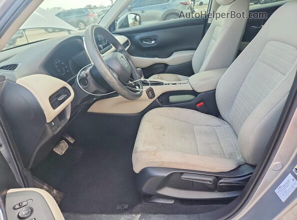 3CZRZ1H33PM740743 2023 HONDA HR-V Серебряный Вид салона спереди