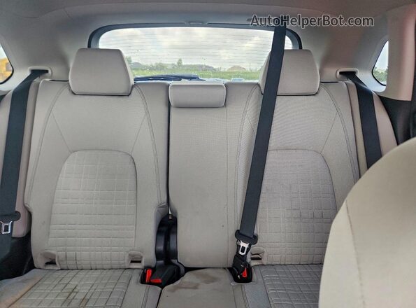 3CZRZ1H33PM740743 2023 HONDA HR-V Серебряный Вид задних сидений