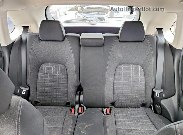 3CZRZ1H36RM749763 2024 HONDA HR-V Silver Widok tylnych siedzeń