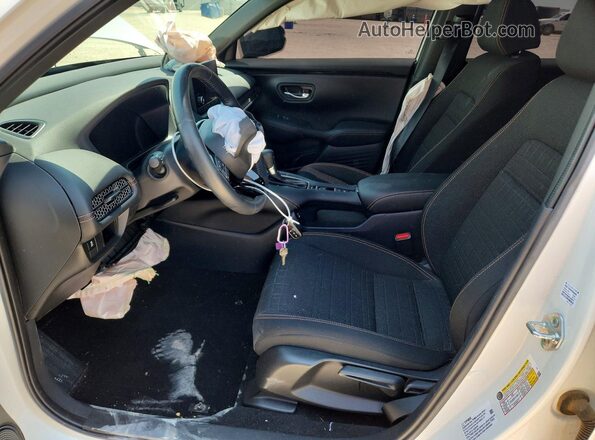 3CZRZ1H52RM757585 2024 HONDA HR-V White Front interior view