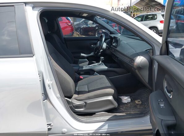 3CZRZ1H55SM729821 2025 TOYOTA COROLLA Серый Вид салона спереди