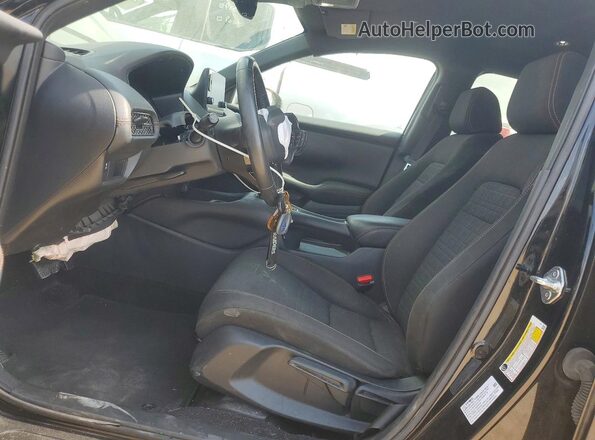 3CZRZ1H58PM732011 2023 HONDA HR-V Черный Вид салона спереди