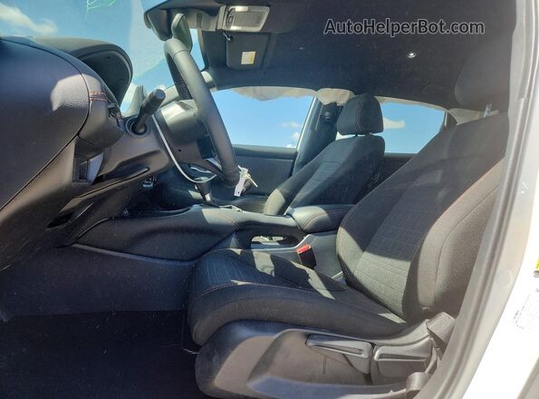 3CZRZ1H58TM700699 2026 HONDA HR-V Белый Вид салона спереди
